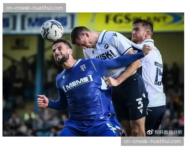 从崩盘到固守：深度解析伯恩茅斯如何通过放弃控球、坚定反击逼平强敌