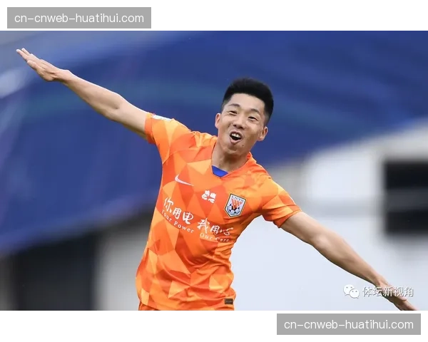 吴少聪左膝旧伤复发，归期未定影响国安防线稳定性